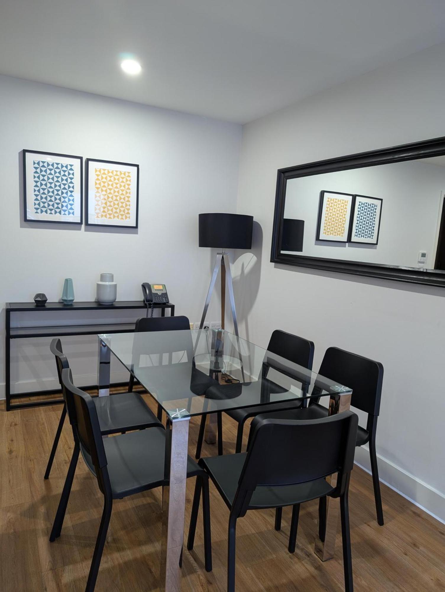 House Of Fisher - 100 Kings Road Reading Luaran gambar